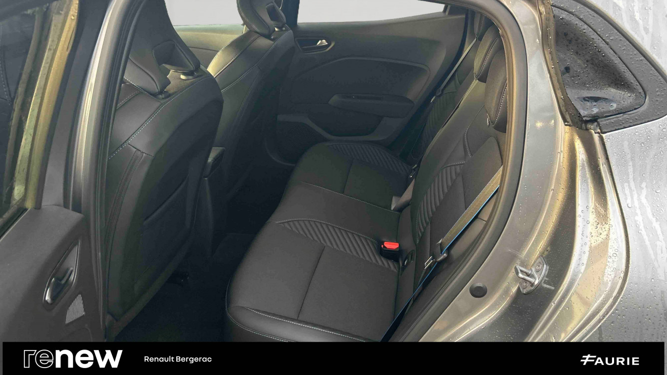 Acheter Renault Clio 5 Clio E-Tech full hybrid 145 ch GSR2 Esprit Alpine 5p occasion dans les concessions du Groupe Faurie