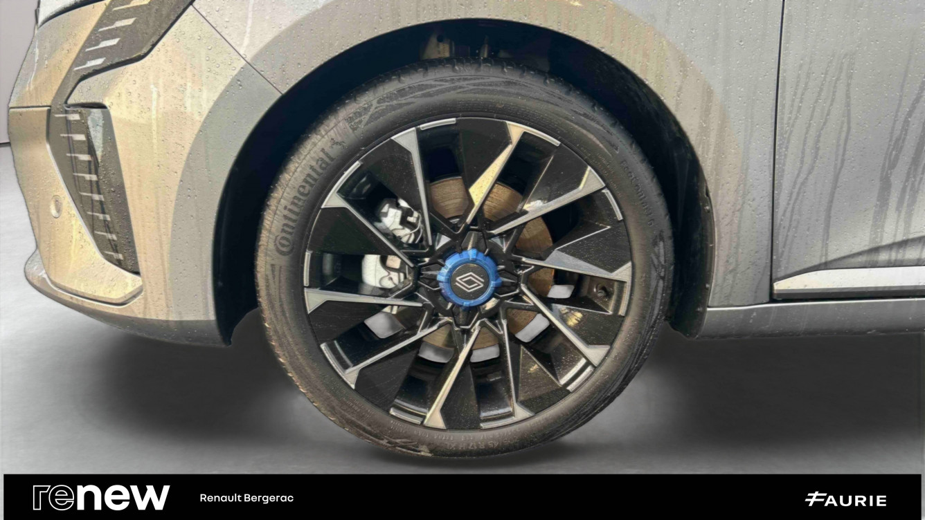 Acheter Renault Clio 5 Clio E-Tech full hybrid 145 ch GSR2 Esprit Alpine 5p occasion dans les concessions du Groupe Faurie