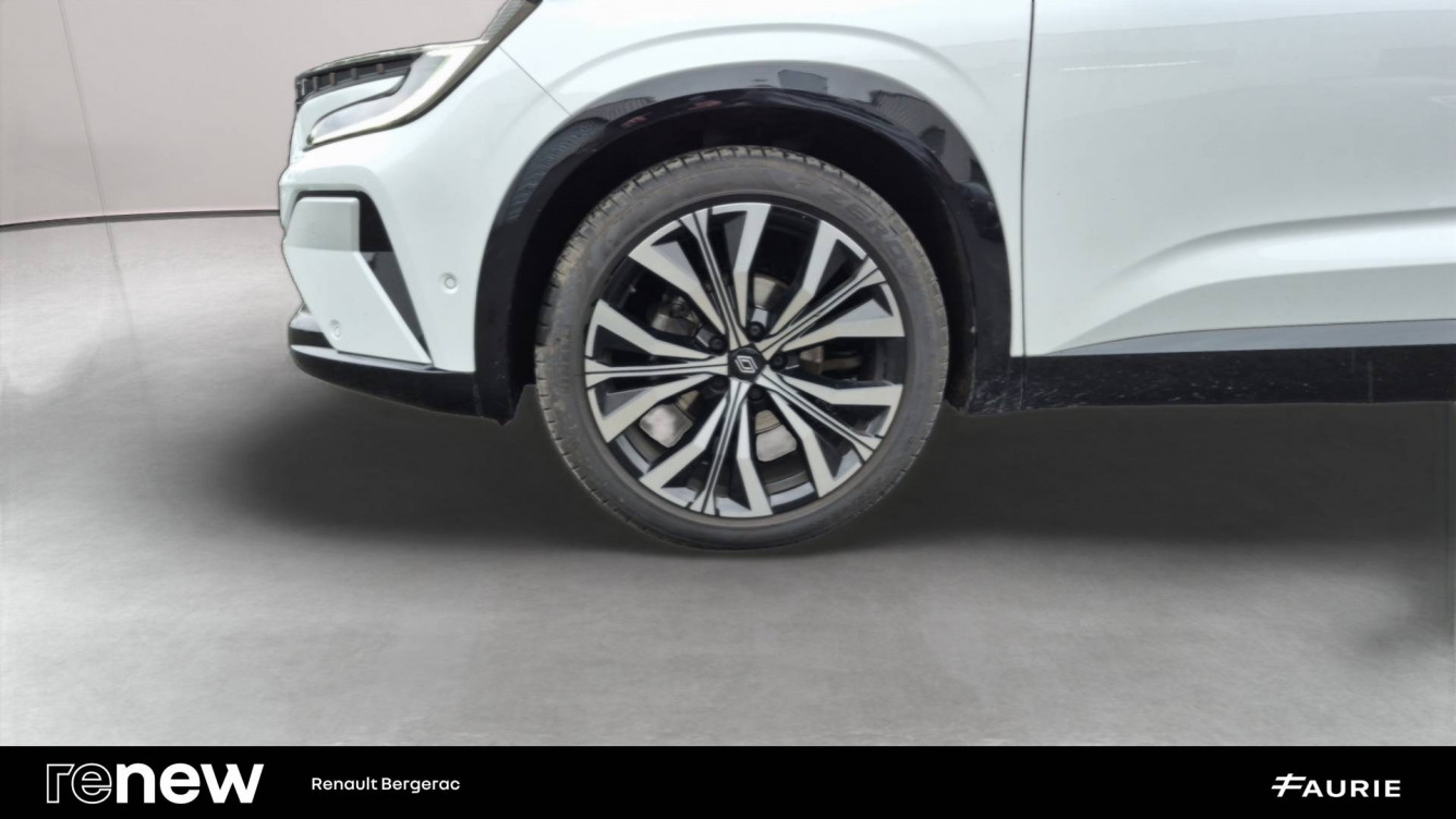 Acheter Renault Austral Austral mild hybrid 160 auto Iconic 5p occasion dans les concessions du Groupe Faurie