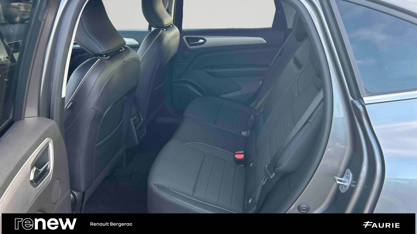 Acheter Renault Arkana Arkana E-Tech hybride 145 - 22 Techno 5p occasion dans les concessions du Groupe Faurie