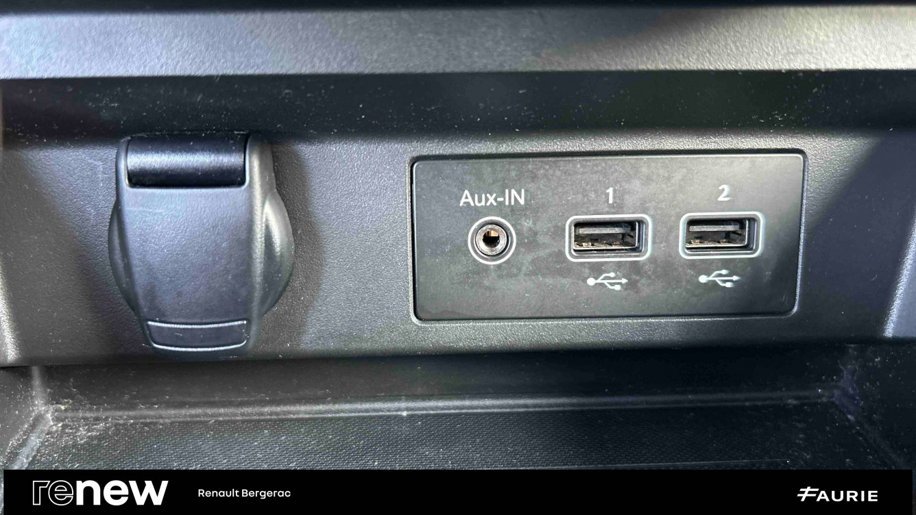 Acheter Renault Arkana Arkana E-Tech hybride 145 - 22 Techno 5p occasion dans les concessions du Groupe Faurie