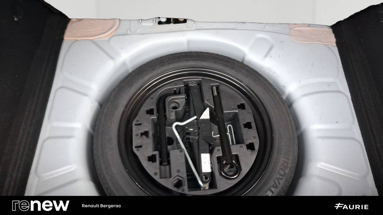 Acheter Renault Clio 5 Clio Blue dCi 100 - 21N Business 5p occasion dans les concessions du Groupe Faurie