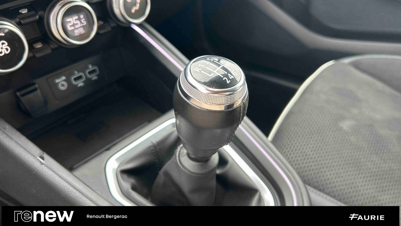 Acheter Renault Clio 5 Clio Blue dCi 115 Intens 5p occasion dans les concessions du Groupe Faurie