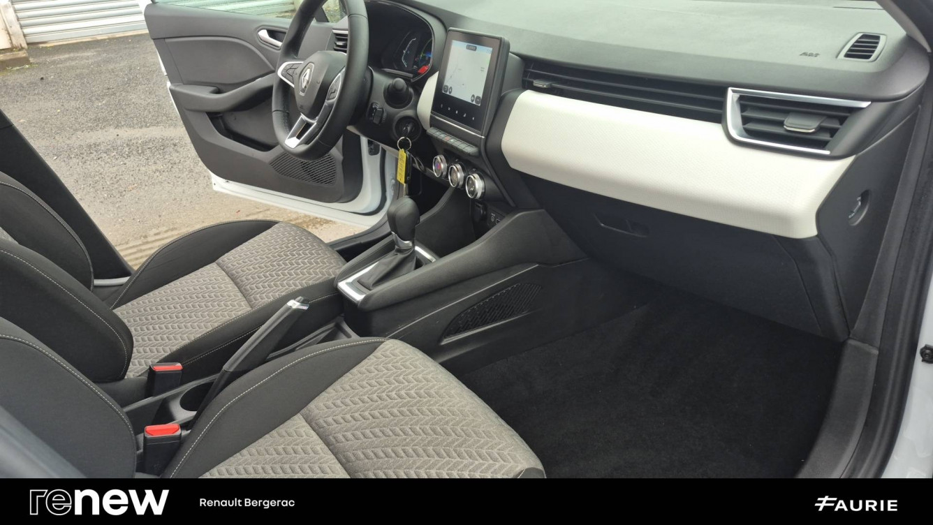 Acheter Renault Clio 5 Clio E-Tech full hybrid 145 Evolution 5p occasion dans les concessions du Groupe Faurie