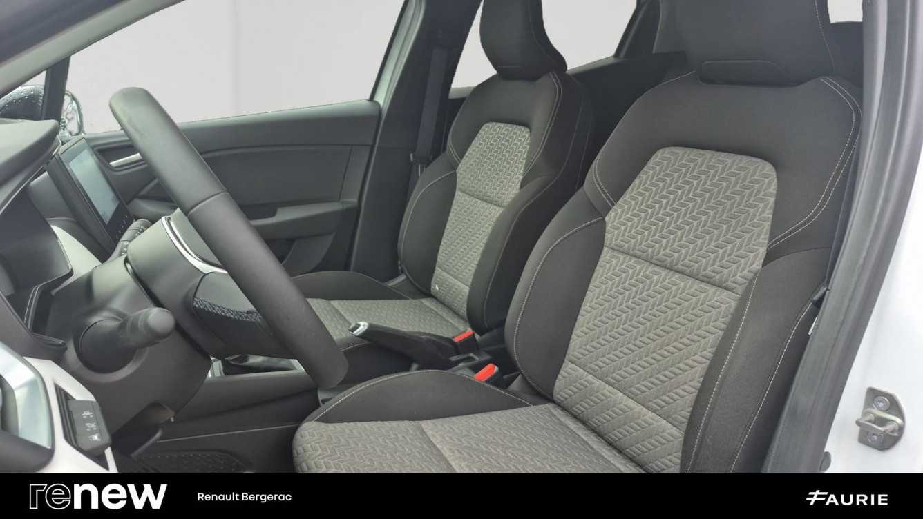 Acheter Renault Clio 5 Clio E-Tech full hybrid 145 Evolution 5p occasion dans les concessions du Groupe Faurie