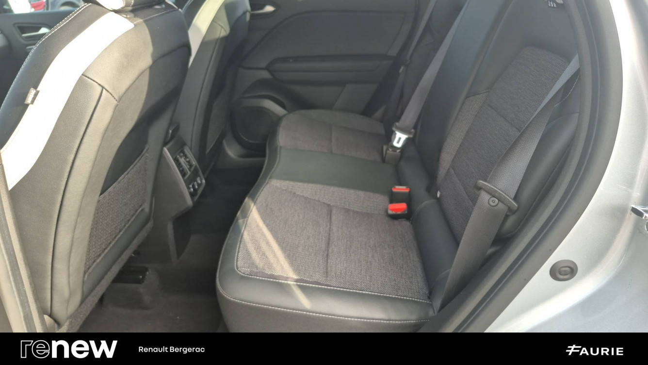 Acheter Renault Captur 2 Captur TCe 140 - 21 Intens 5p occasion dans les concessions du Groupe Faurie