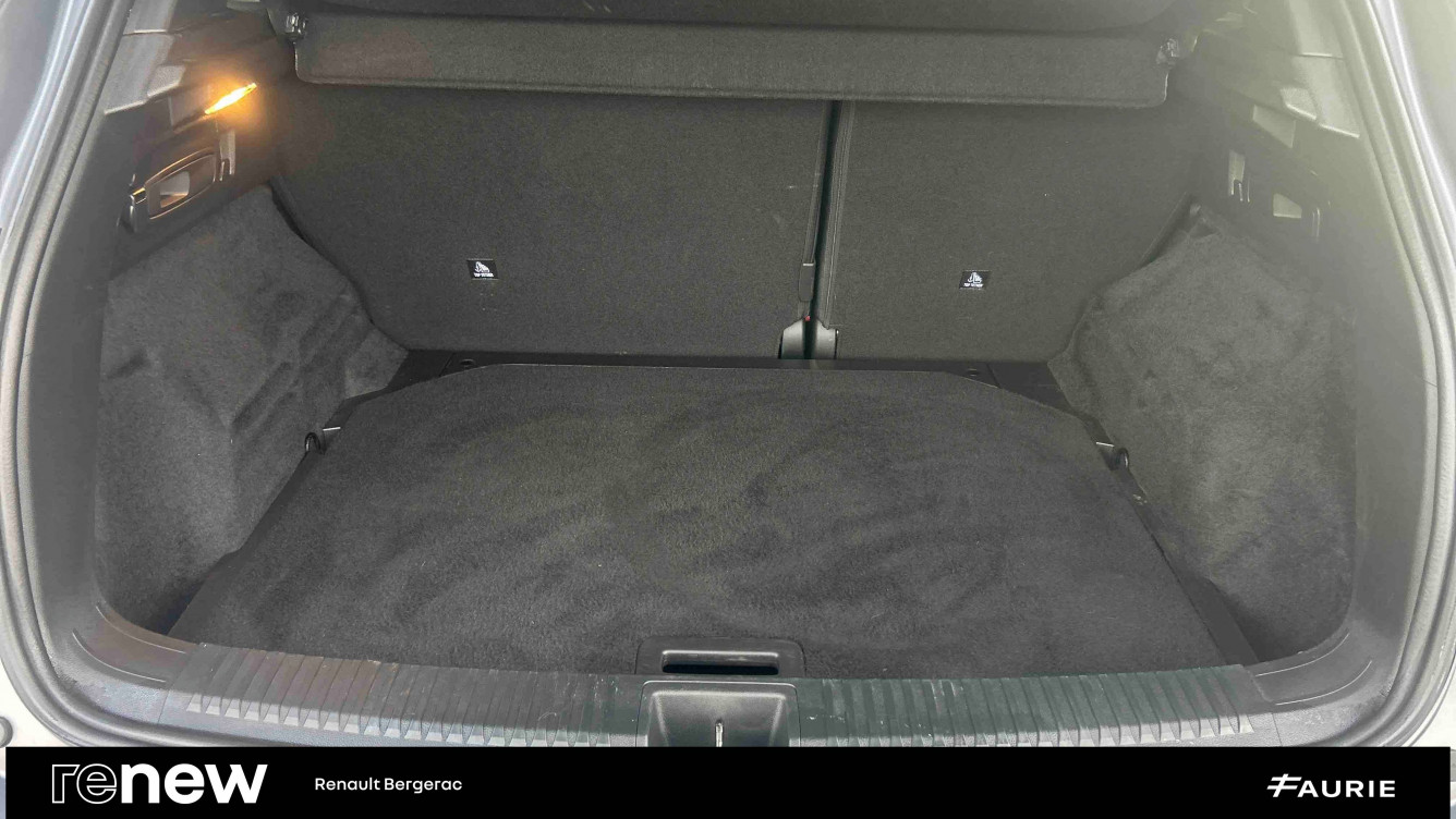 Acheter Renault Austral Austral E-Tech hybrid 200 Iconic esprit Alpine 5p occasion dans les concessions du Groupe Faurie