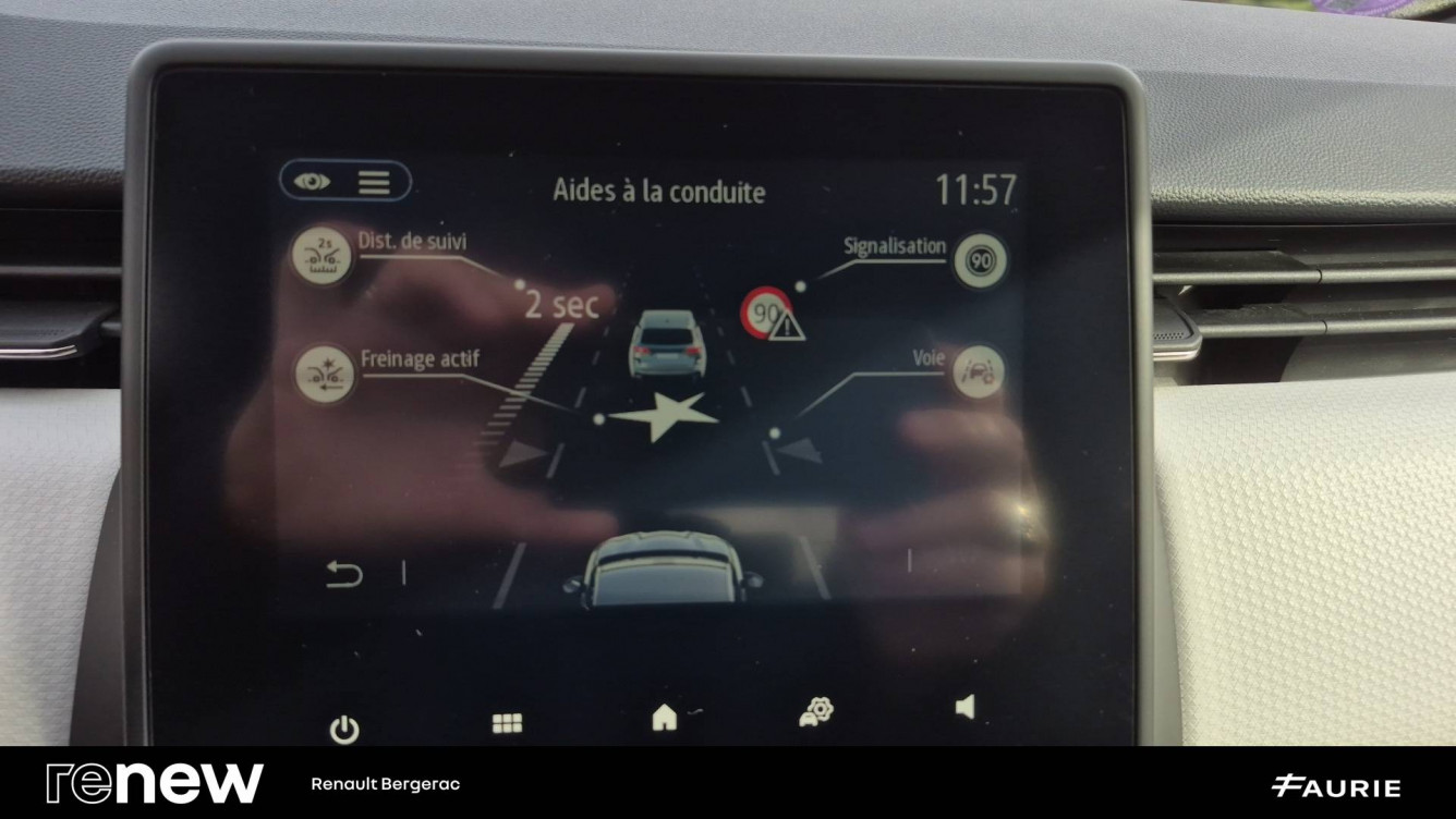 Acheter Renault Captur 2 Captur E-Tech 145 - 21 Intens 5p occasion dans les concessions du Groupe Faurie