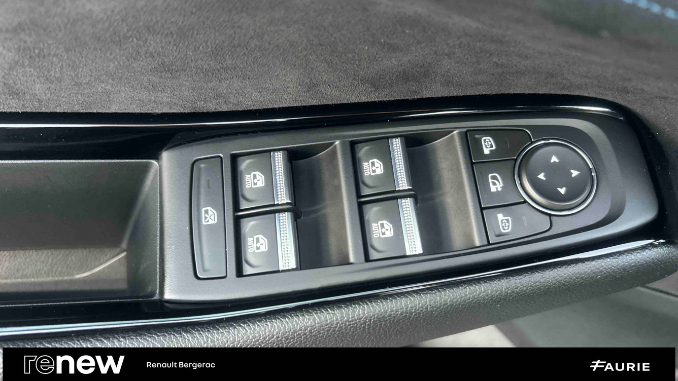 Acheter Renault Austral Austral E-Tech hybrid 200 Iconic esprit Alpine 5p occasion dans les concessions du Groupe Faurie