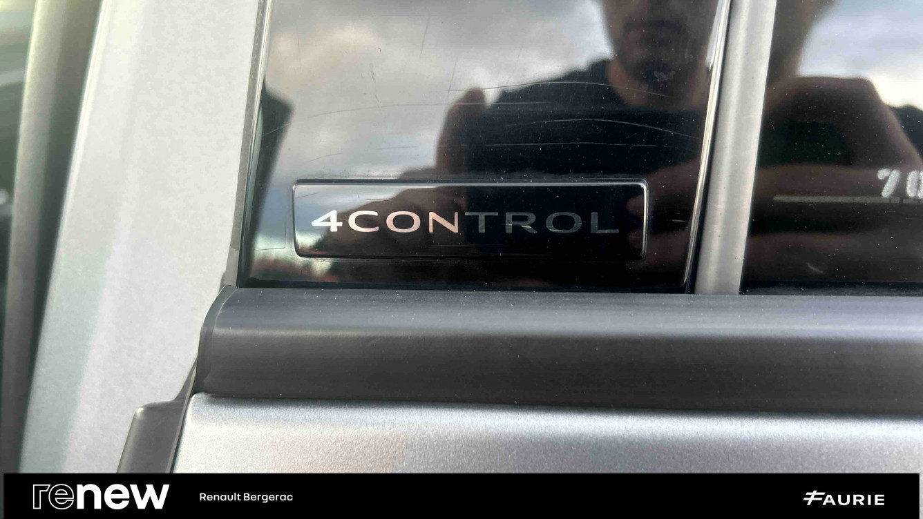 Acheter Renault Austral Austral E-Tech hybrid 200 Iconic esprit Alpine 5p occasion dans les concessions du Groupe Faurie