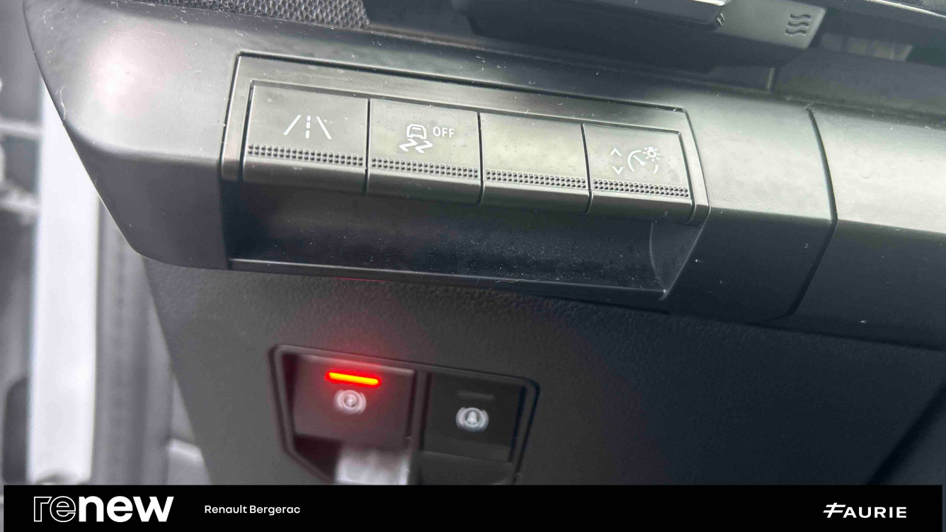 Acheter Renault Megane E-Tech Megane E-Tech EV60 220 ch super charge Techno 5p occasion dans les concessions du Groupe Faurie