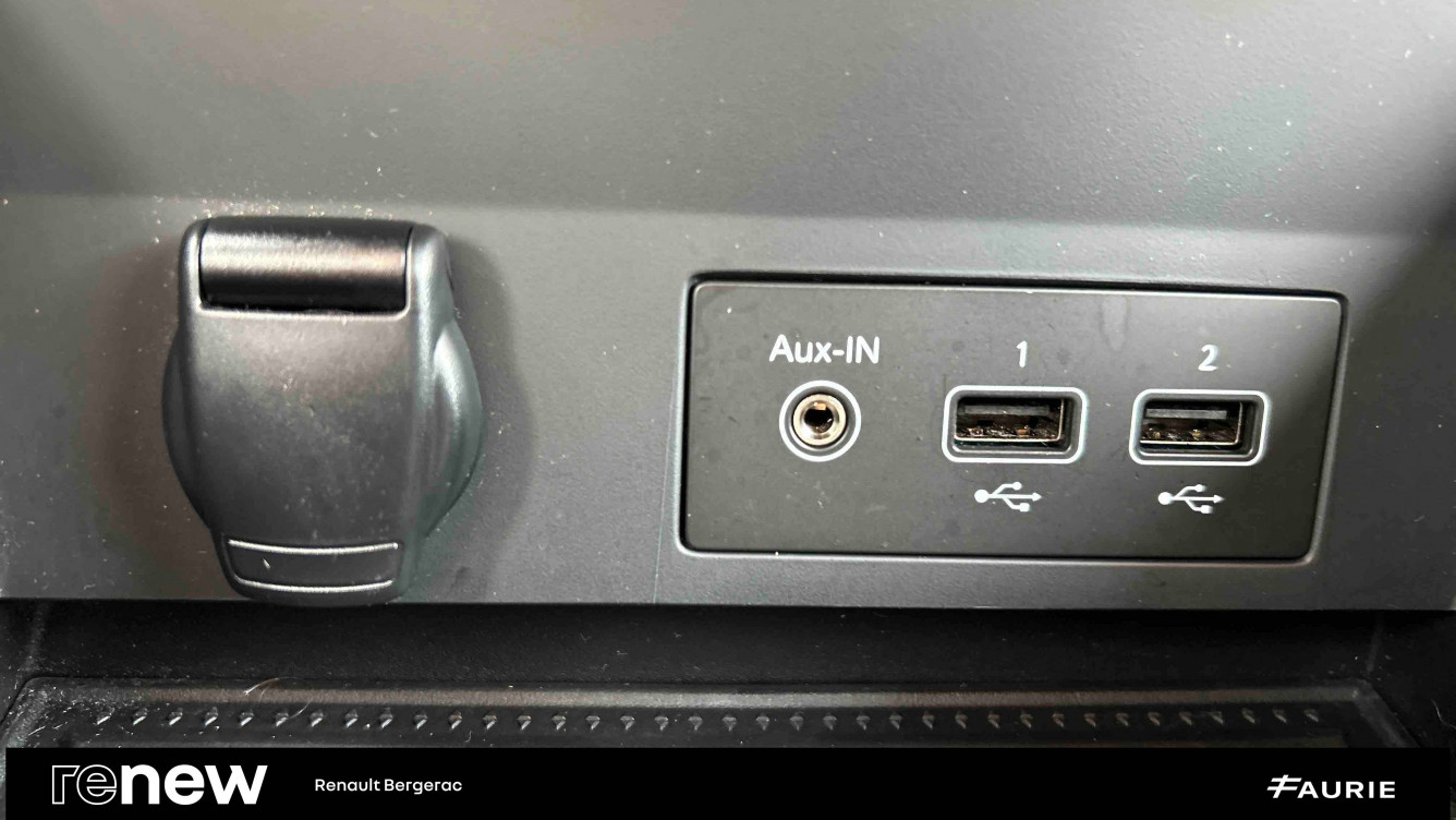 Acheter Renault Captur 2 Captur E-Tech Plug-in 160 - 21 Business 5p occasion dans les concessions du Groupe Faurie