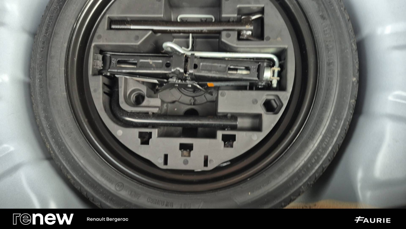 Acheter Renault Clio 5 Clio Blue dCi 100 - 21N Business 5p occasion dans les concessions du Groupe Faurie