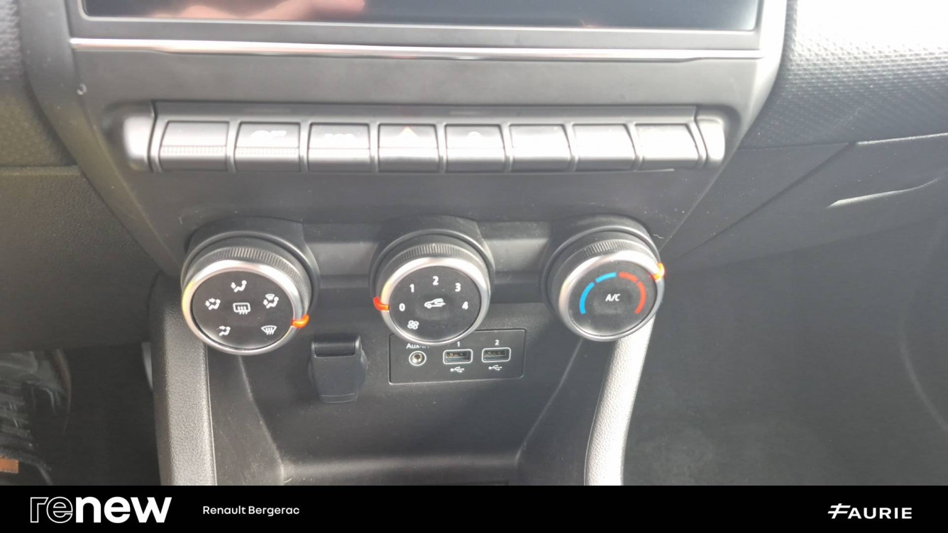 Acheter Renault Clio 5 Clio Blue dCi 100 - 21N Business 5p occasion dans les concessions du Groupe Faurie