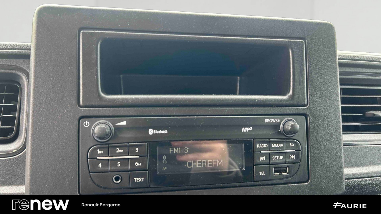 Acheter Renault Master 3 MASTER FGN TRAC F3500 L2H2 BLUE DCI 135 CONFORT 4p occasion dans les concessions du Groupe Faurie