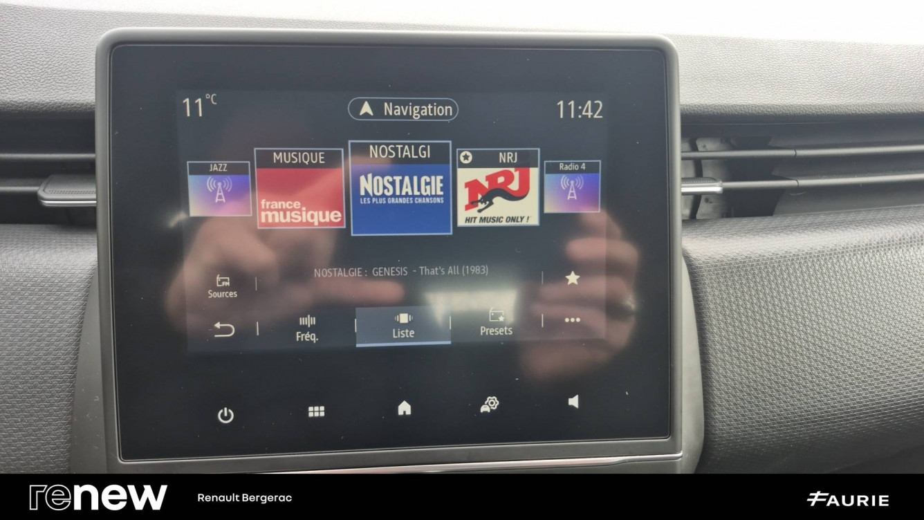 Acheter Renault Clio 5 Clio Blue dCi 100 - 21N Business 5p occasion dans les concessions du Groupe Faurie