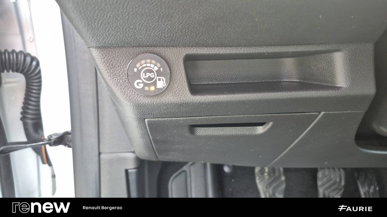 Acheter Renault Clio 5 Clio TCe 100 GPL Evolution 5p occasion dans les concessions du Groupe Faurie