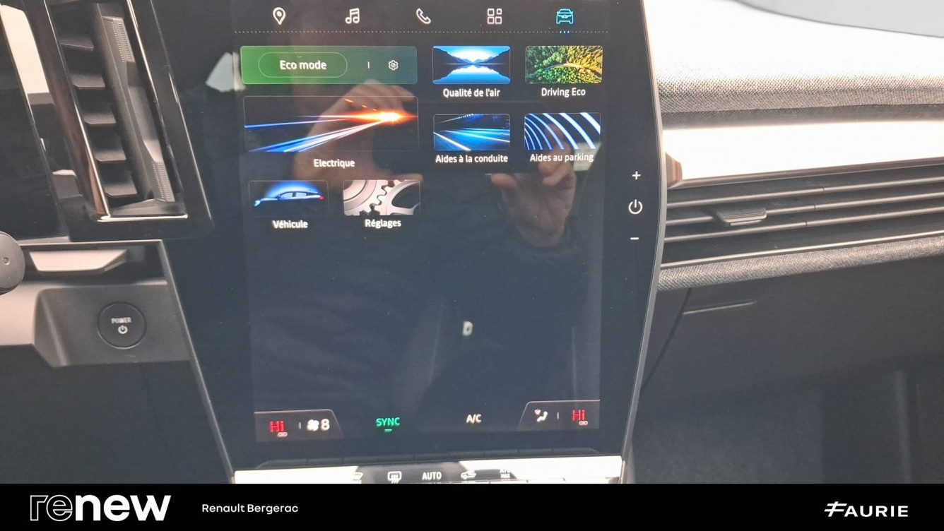 Acheter Renault Megane E-Tech Megane E-Tech EV60 130ch super charge Evolution ER 5p occasion dans les concessions du Groupe Faurie