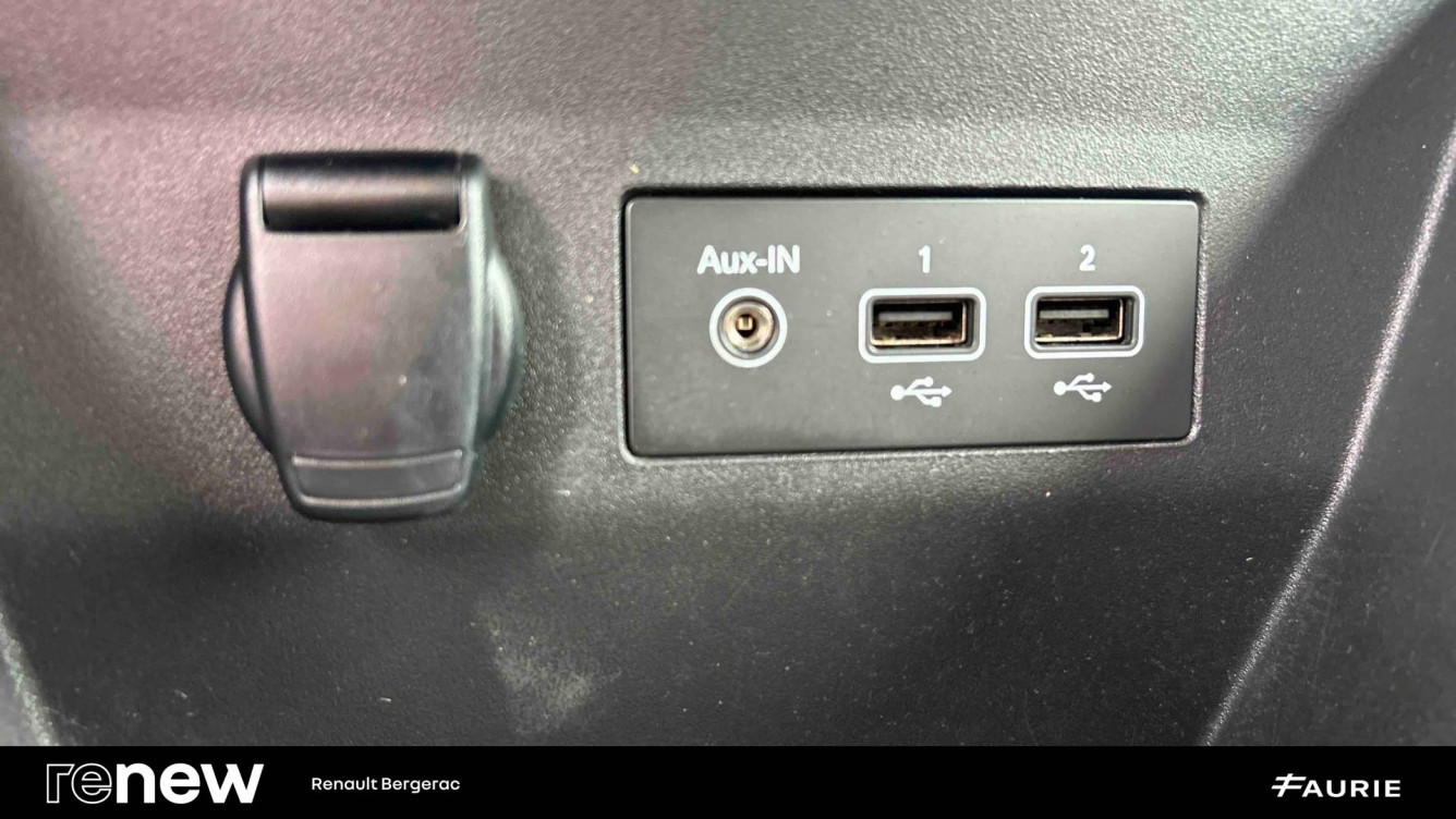 Acheter Renault Clio 5 Clio TCe 90 - 21N Limited 5p occasion dans les concessions du Groupe Faurie