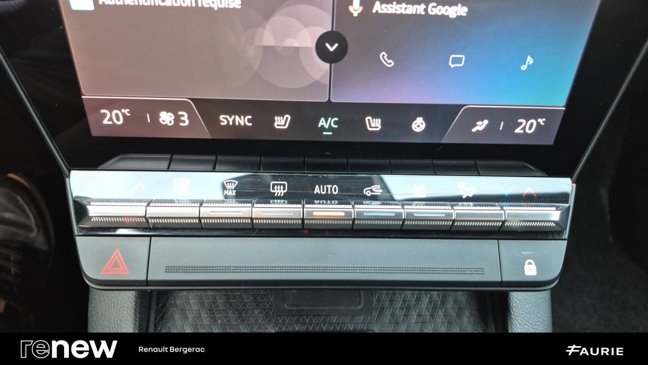 Acheter Renault Megane E-Tech Megane E-Tech EV60 220 ch super charge Iconic 5p occasion dans les concessions du Groupe Faurie