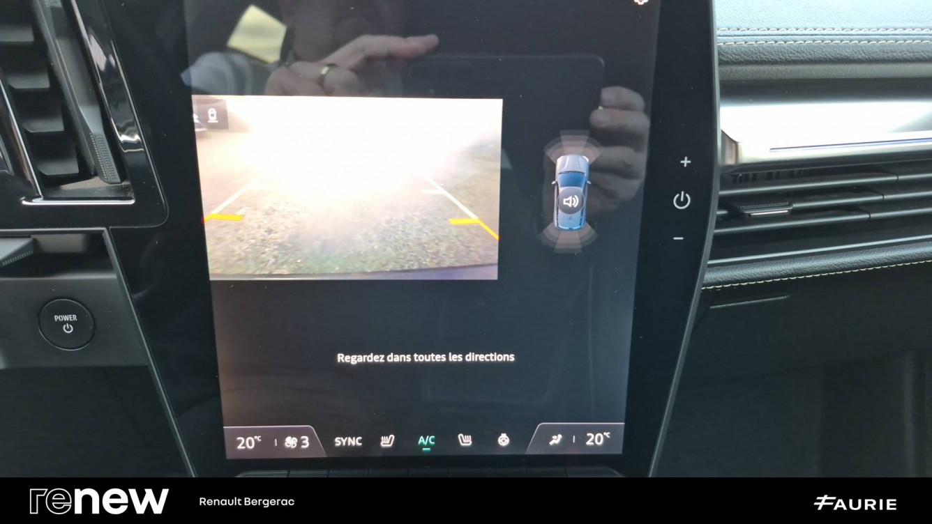 Acheter Renault Megane E-Tech Megane E-Tech EV60 220 ch super charge Iconic 5p occasion dans les concessions du Groupe Faurie