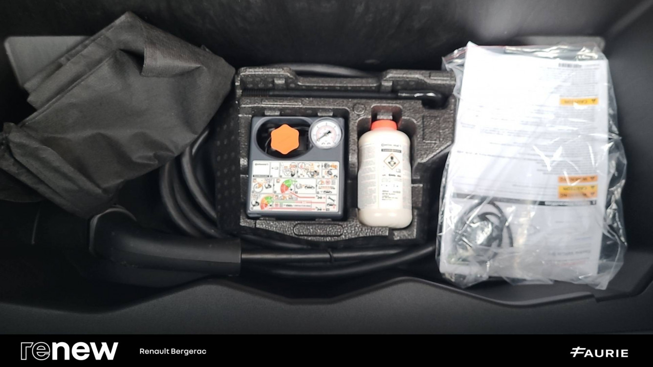 Acheter Renault Scenic 5 Scenic E-Tech electrique 220 ch grande autonomie Techno esprit Alpine 5p occasion dans les concessions du Groupe Faurie