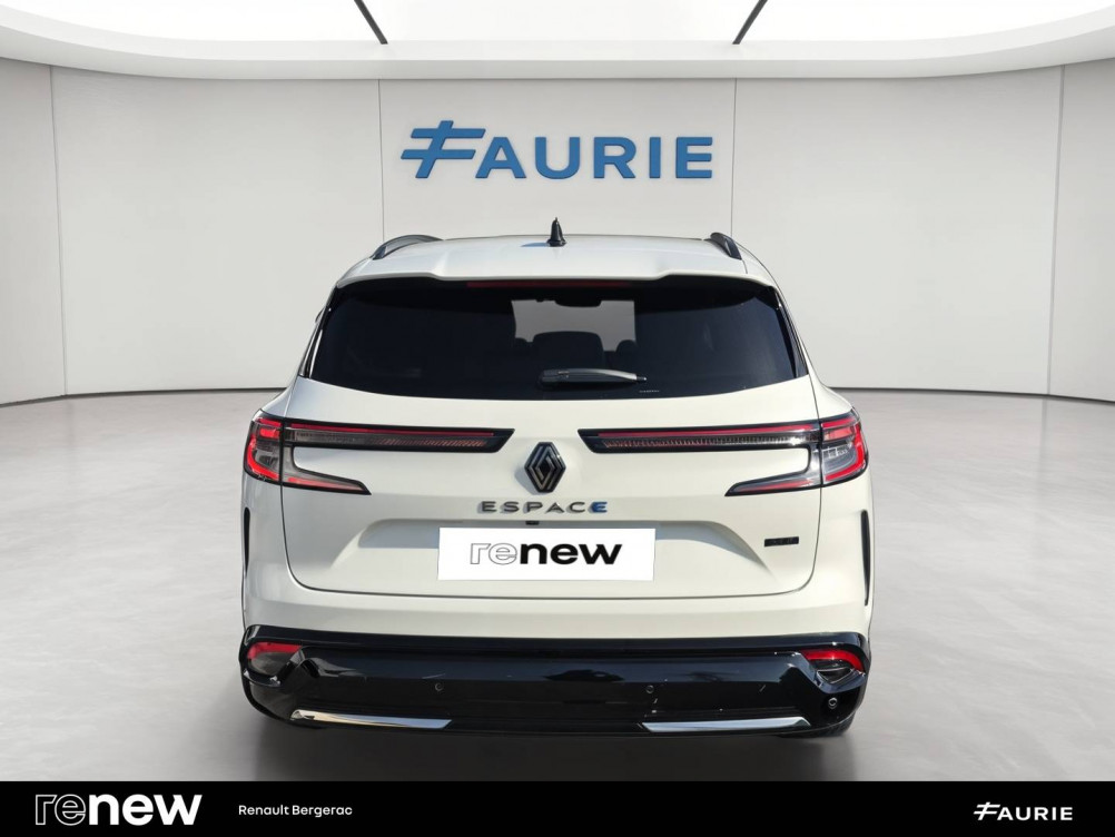 Acheter Renault Espace 6 Espace E-Tech hybrid 200 esprit Alpine 5p occasion dans les concessions du Groupe Faurie