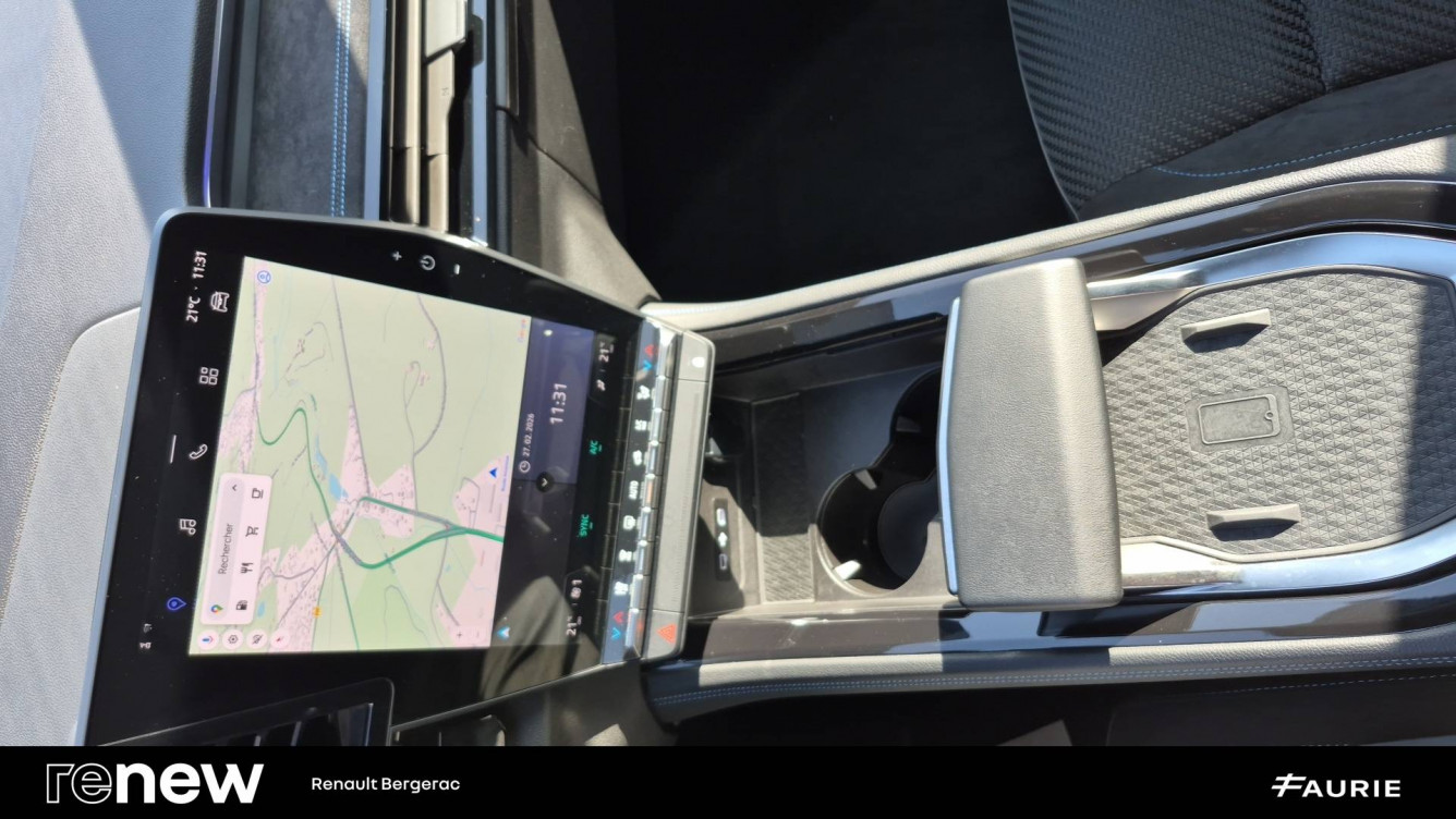 Acheter Renault Espace 6 Espace E-Tech hybrid 200 esprit Alpine 5p occasion dans les concessions du Groupe Faurie