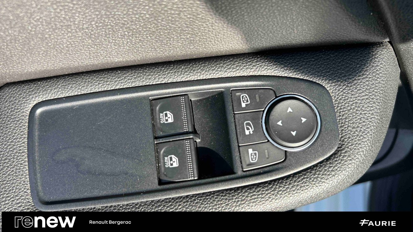 Acheter Renault Clio 5 Clio Blue dCi 85 Business 5p occasion dans les concessions du Groupe Faurie