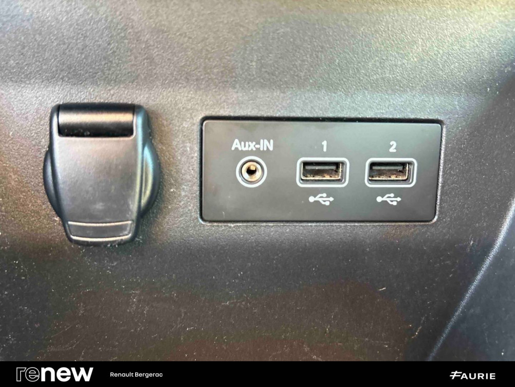 Acheter Renault Clio 5 Clio Blue dCi 100 - 21N Business 5p occasion dans les concessions du Groupe Faurie