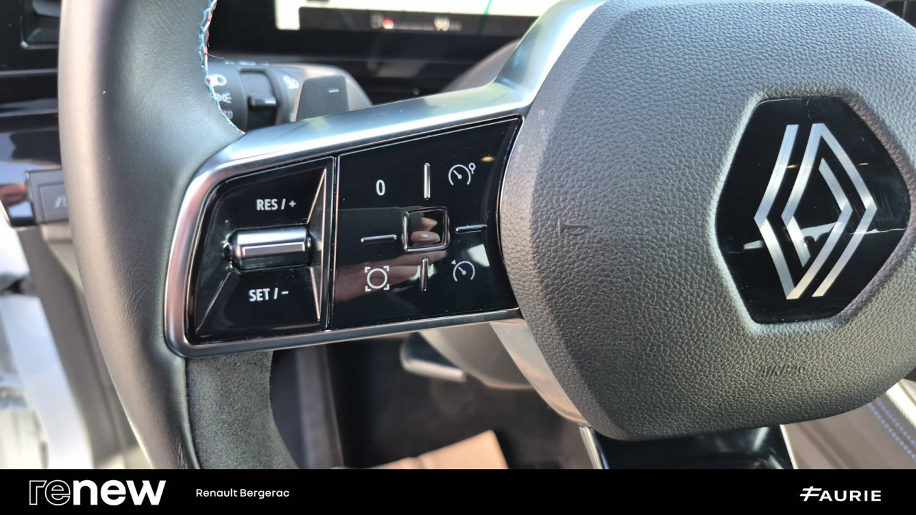 Acheter Renault Espace 6 Espace E-Tech hybrid 200 esprit Alpine 5p occasion dans les concessions du Groupe Faurie