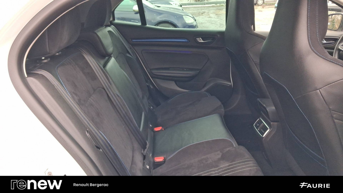 Acheter Renault Megane 4 Mégane IV Berline TCe 205 Energy EDC GT 5p occasion dans les concessions du Groupe Faurie
