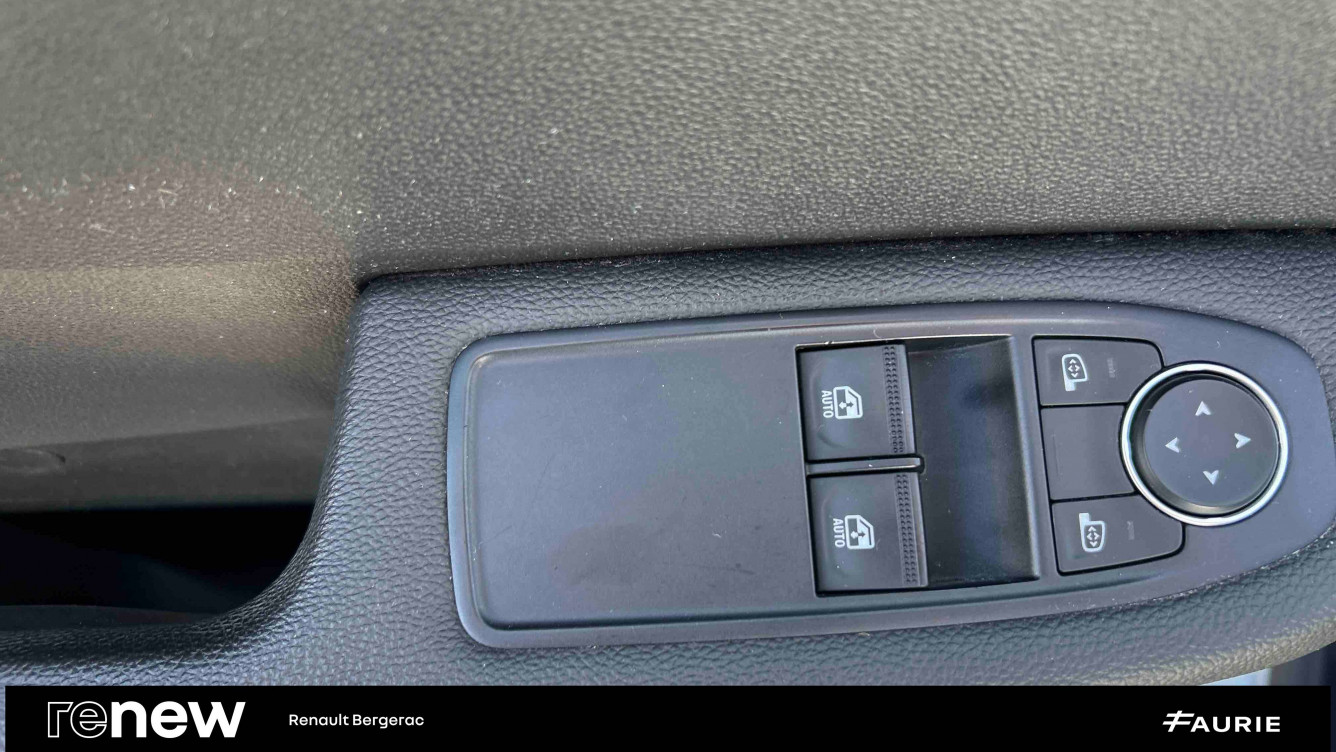 Acheter Renault Clio 5 Clio Blue dCi 100 - 21N Business 5p occasion dans les concessions du Groupe Faurie