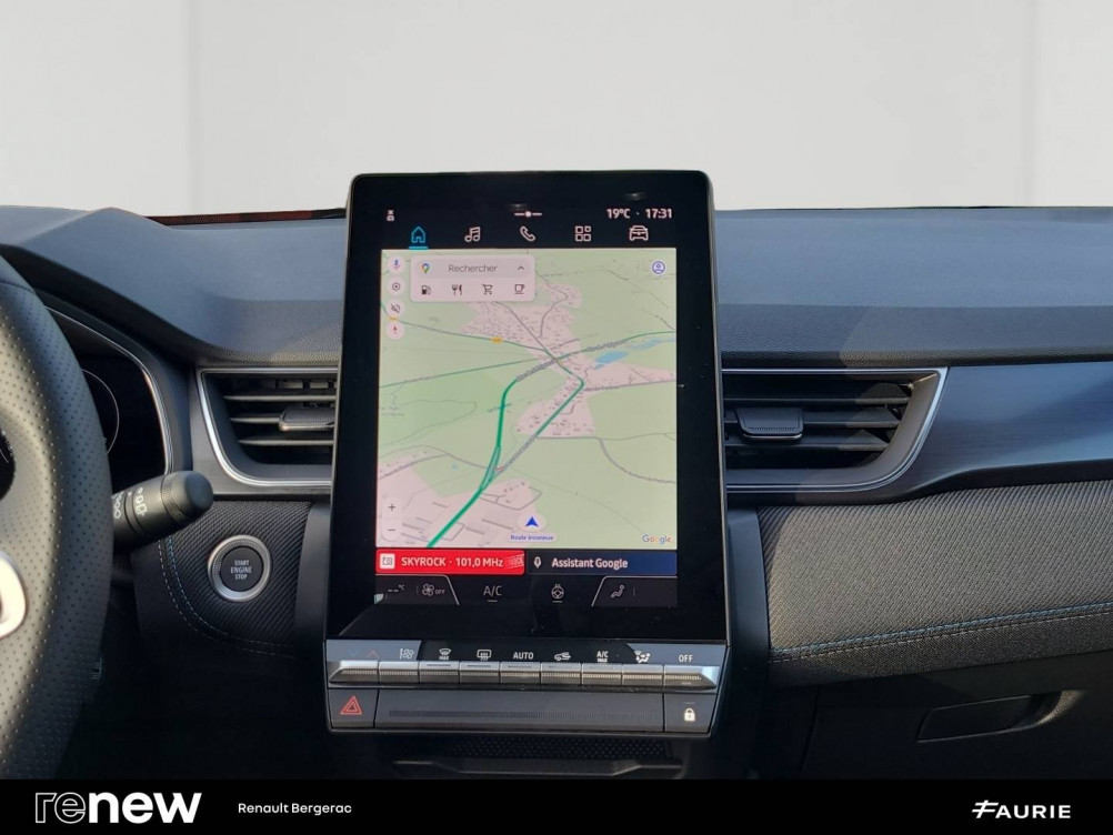 Acheter Renault Captur 2 Captur E-Tech full hybrid 145 ch esprit Alpine 5p occasion dans les concessions du Groupe Faurie