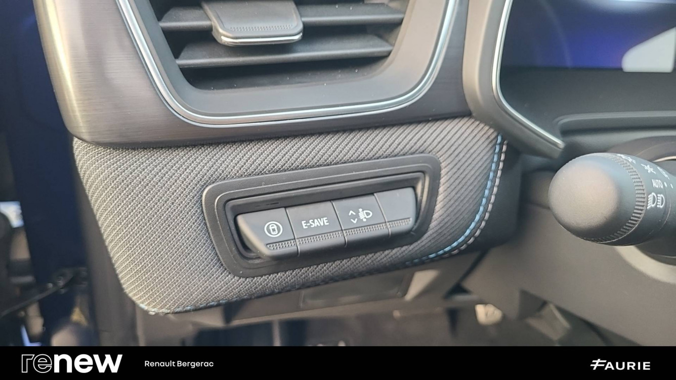 Acheter Renault Captur 2 Captur E-Tech full hybrid 145 ch esprit Alpine 5p occasion dans les concessions du Groupe Faurie