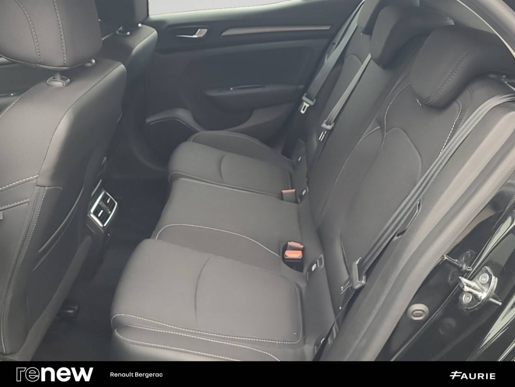 Acheter Renault Megane 4 Mégane IV Berline Blue dCi 115 - 20 Business 5p occasion dans les concessions du Groupe Faurie