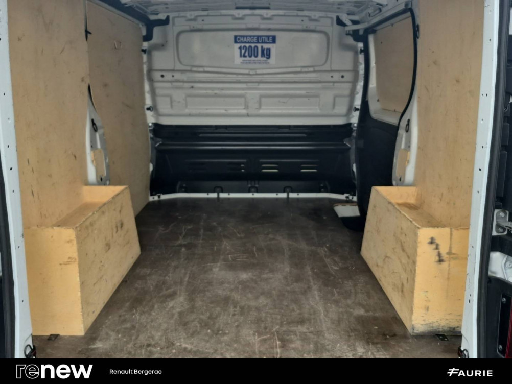 Acheter Renault Trafic 3 TRAFIC FG BLUE DCI 130 L1H1 3T GSR2 ADVANCE 4p occasion dans les concessions du Groupe Faurie