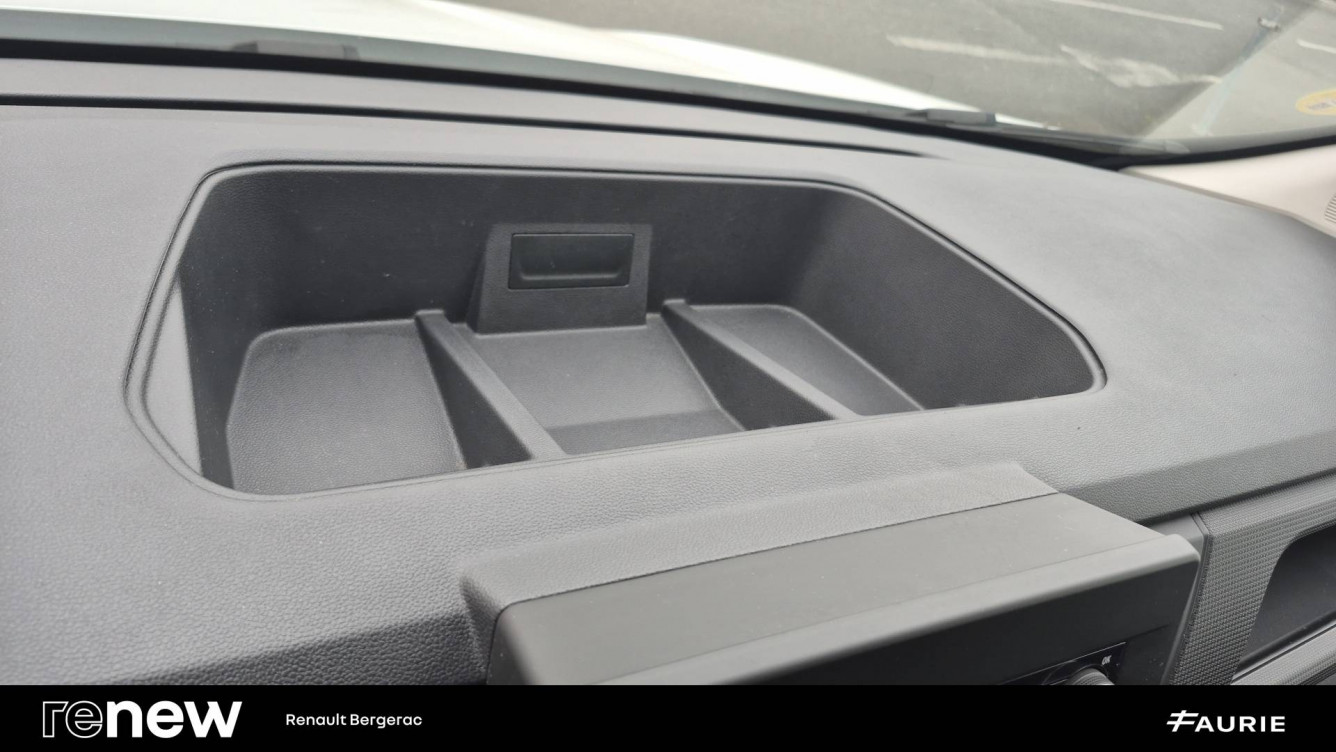 Acheter Renault Trafic 3 TRAFIC FG BLUE DCI 130 L1H1 3T GSR2 ADVANCE 4p occasion dans les concessions du Groupe Faurie