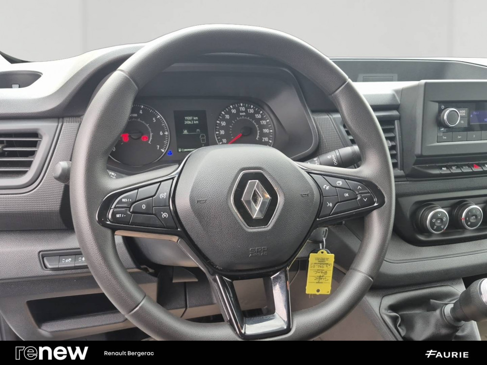 Acheter Renault Trafic 3 TRAFIC FG BLUE DCI 130 L1H1 3T GSR2 ADVANCE 4p occasion dans les concessions du Groupe Faurie