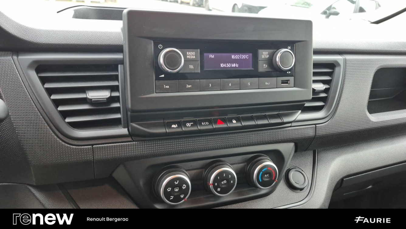 Acheter Renault Trafic 3 TRAFIC FG BLUE DCI 130 L1H1 3T GSR2 ADVANCE 4p occasion dans les concessions du Groupe Faurie