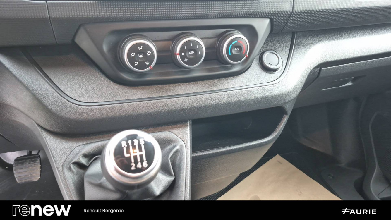 Acheter Renault Trafic 3 TRAFIC FG BLUE DCI 130 L1H1 3T GSR2 ADVANCE 4p occasion dans les concessions du Groupe Faurie