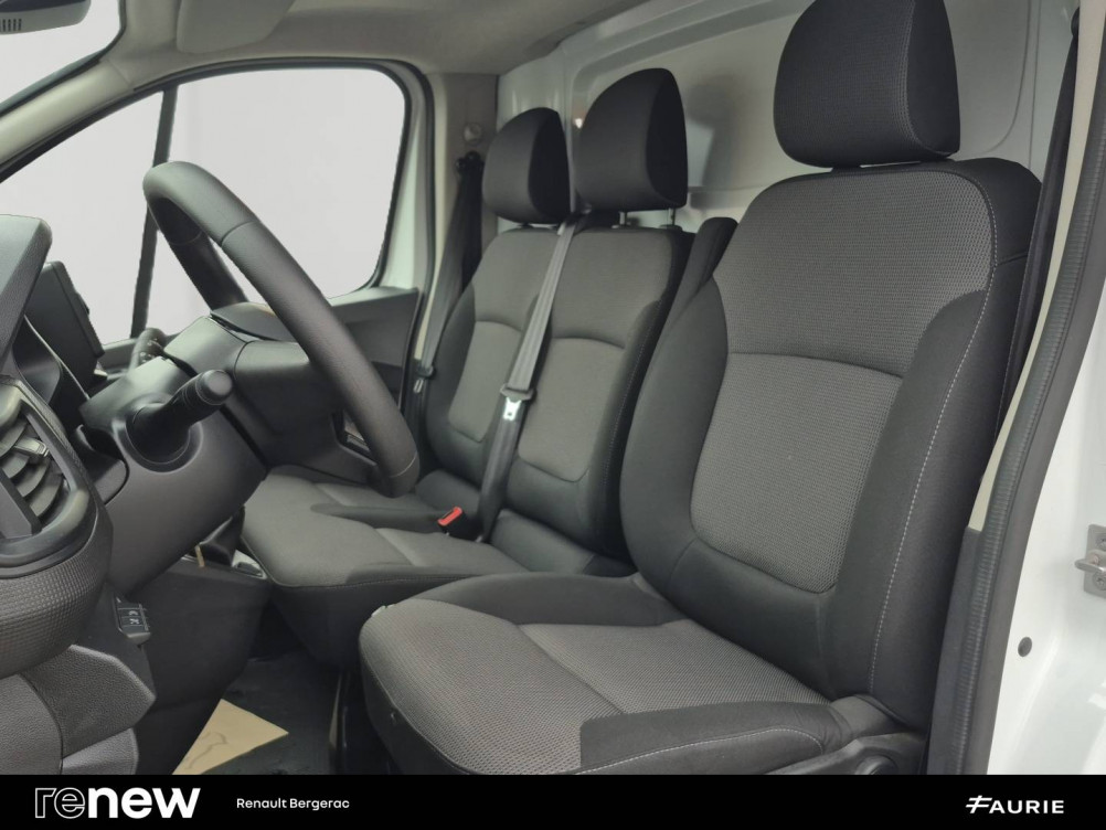 Acheter Renault Trafic 3 TRAFIC FG BLUE DCI 130 L1H1 3T GSR2 ADVANCE 4p occasion dans les concessions du Groupe Faurie