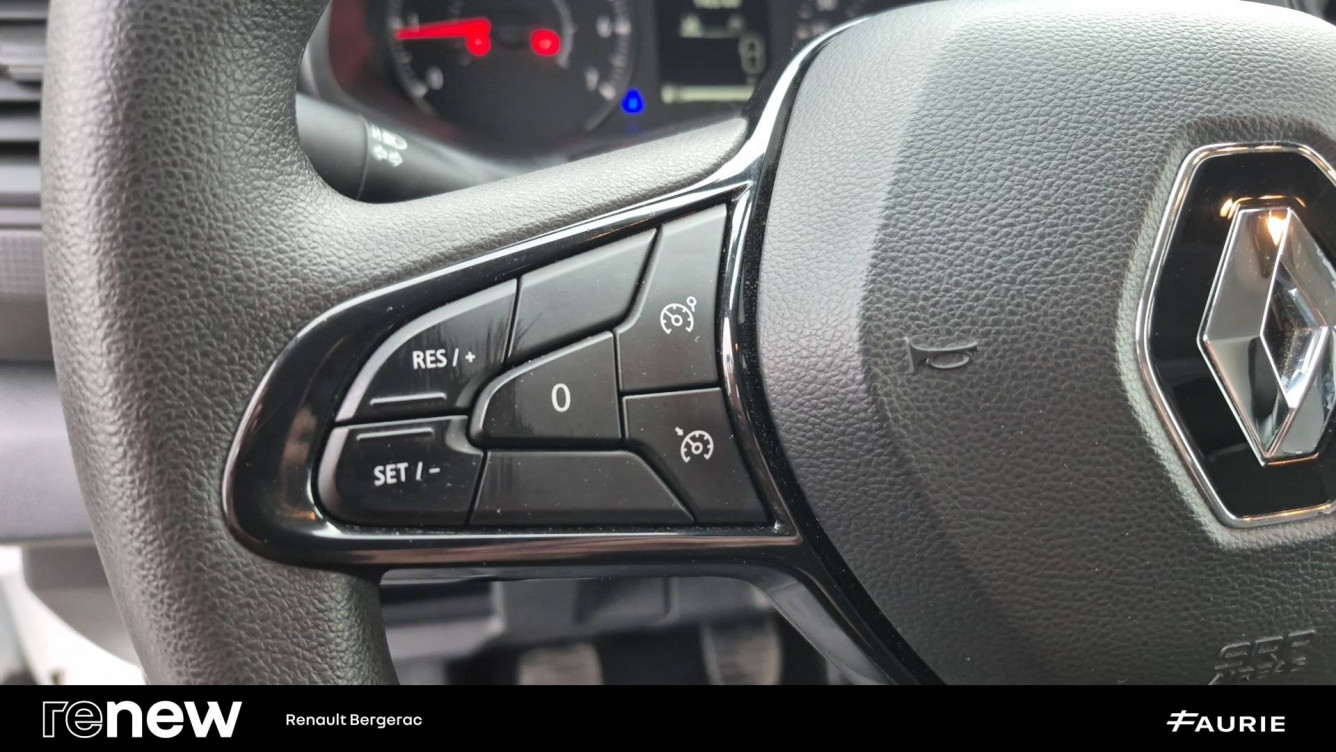 Acheter Renault Trafic 3 TRAFIC FG BLUE DCI 130 L1H1 3T GSR2 ADVANCE 4p occasion dans les concessions du Groupe Faurie