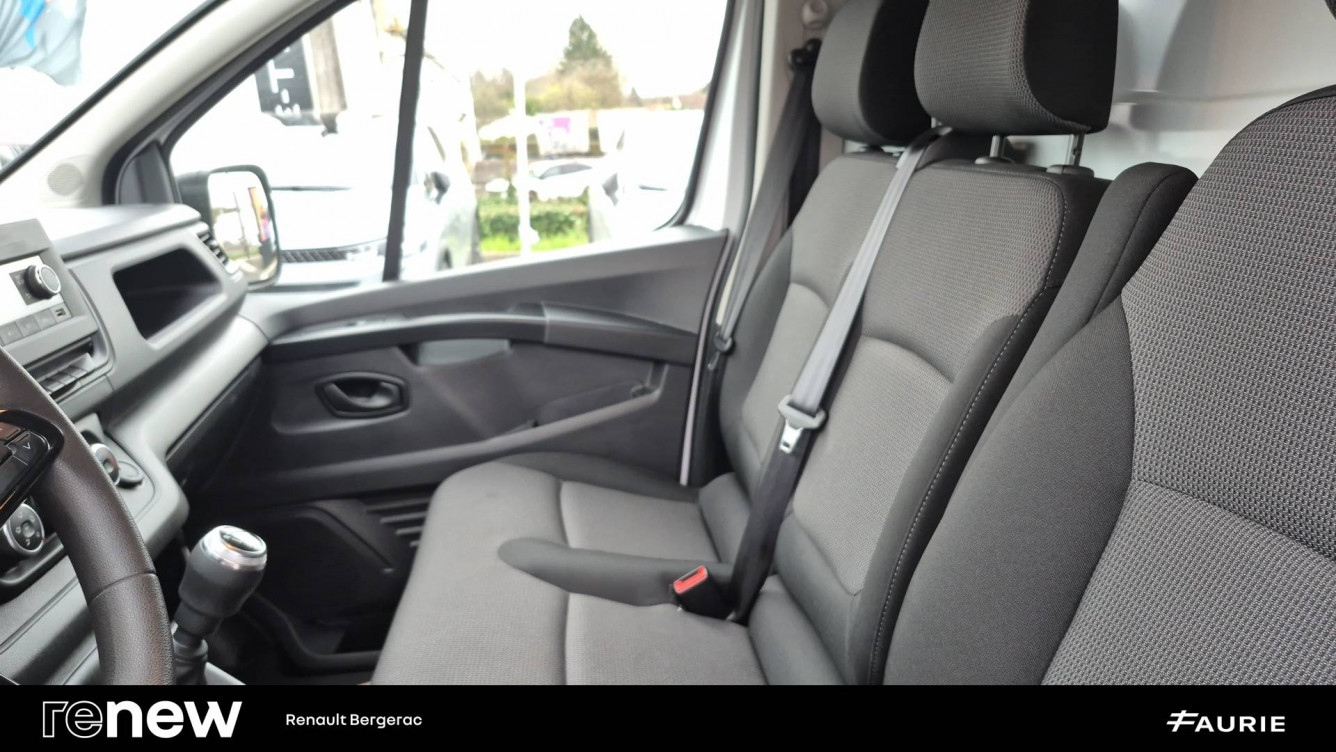 Acheter Renault Trafic 3 TRAFIC FG BLUE DCI 130 L1H1 3T GSR2 ADVANCE 4p occasion dans les concessions du Groupe Faurie