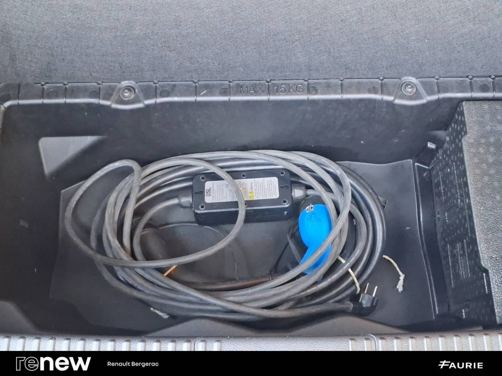 Acheter Renault Scenic 5 Scenic E-Tech electrique 220 ch grande autonomie Techno 5p occasion dans les concessions du Groupe Faurie