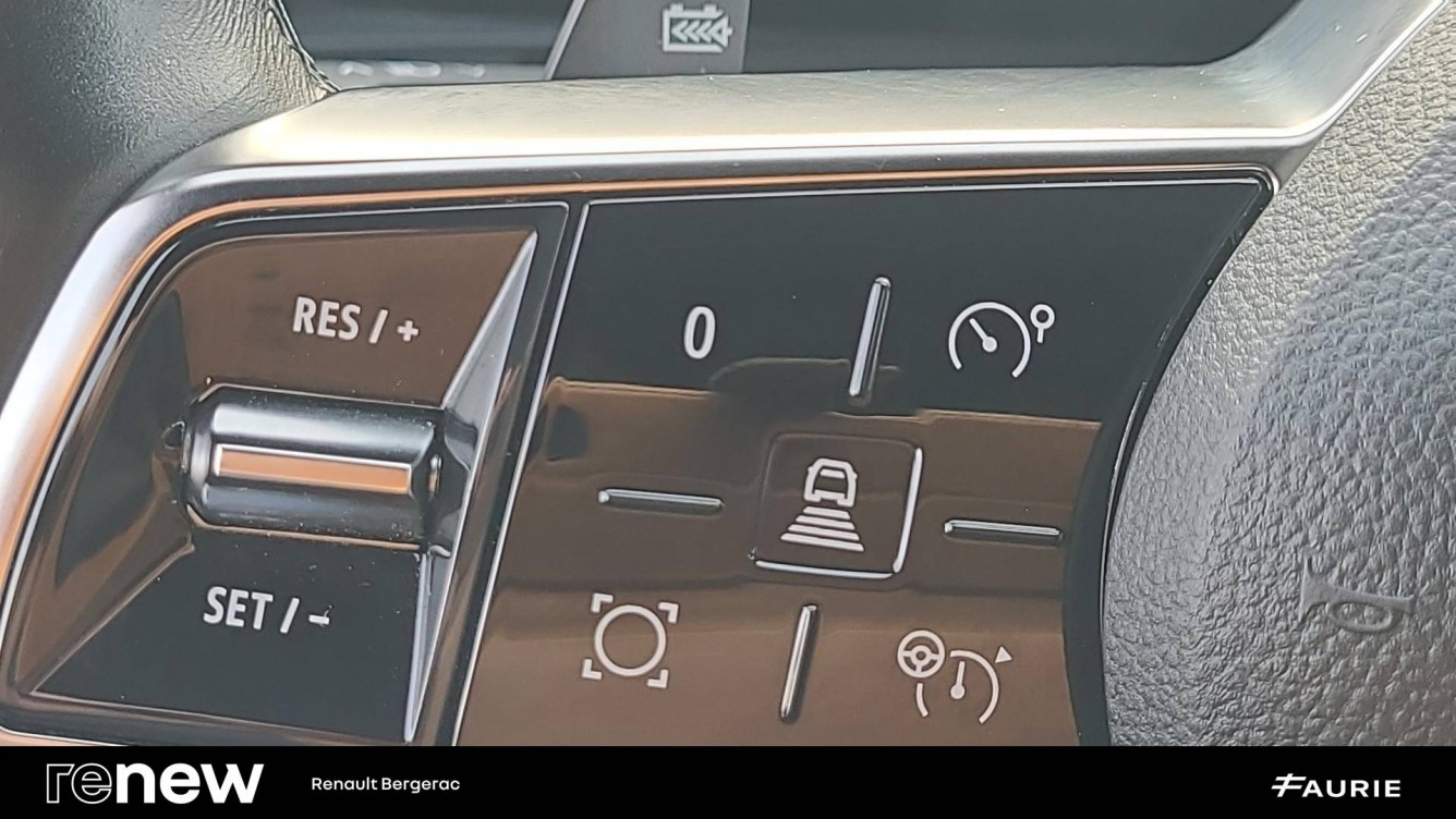 Acheter Renault Megane E-Tech Megane E-Tech EV60 220 ch super charge Iconic 5p occasion dans les concessions du Groupe Faurie