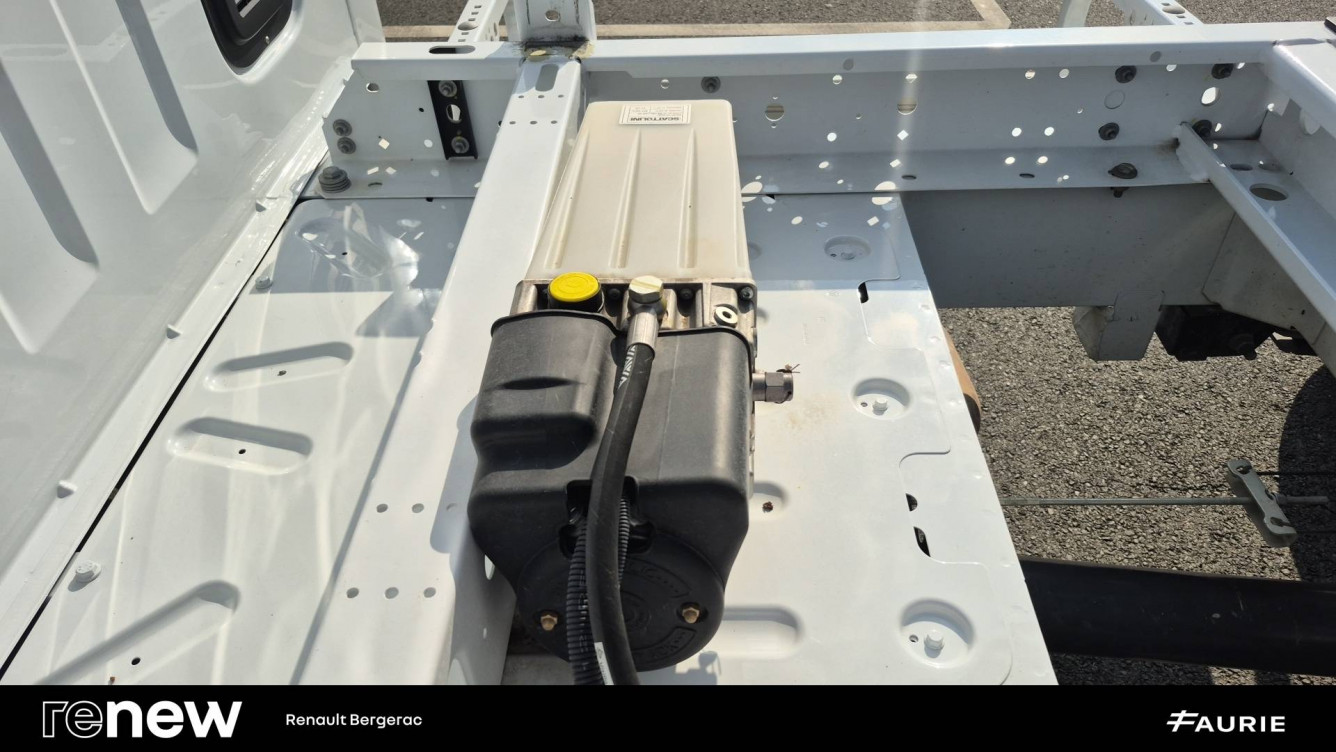 Acheter Renault Master 3 MASTER CC PROP RJ3500 L2 PAFC BLUE DCI 130 EURO VI CONFORT 2p occasion dans les concessions du Groupe Faurie