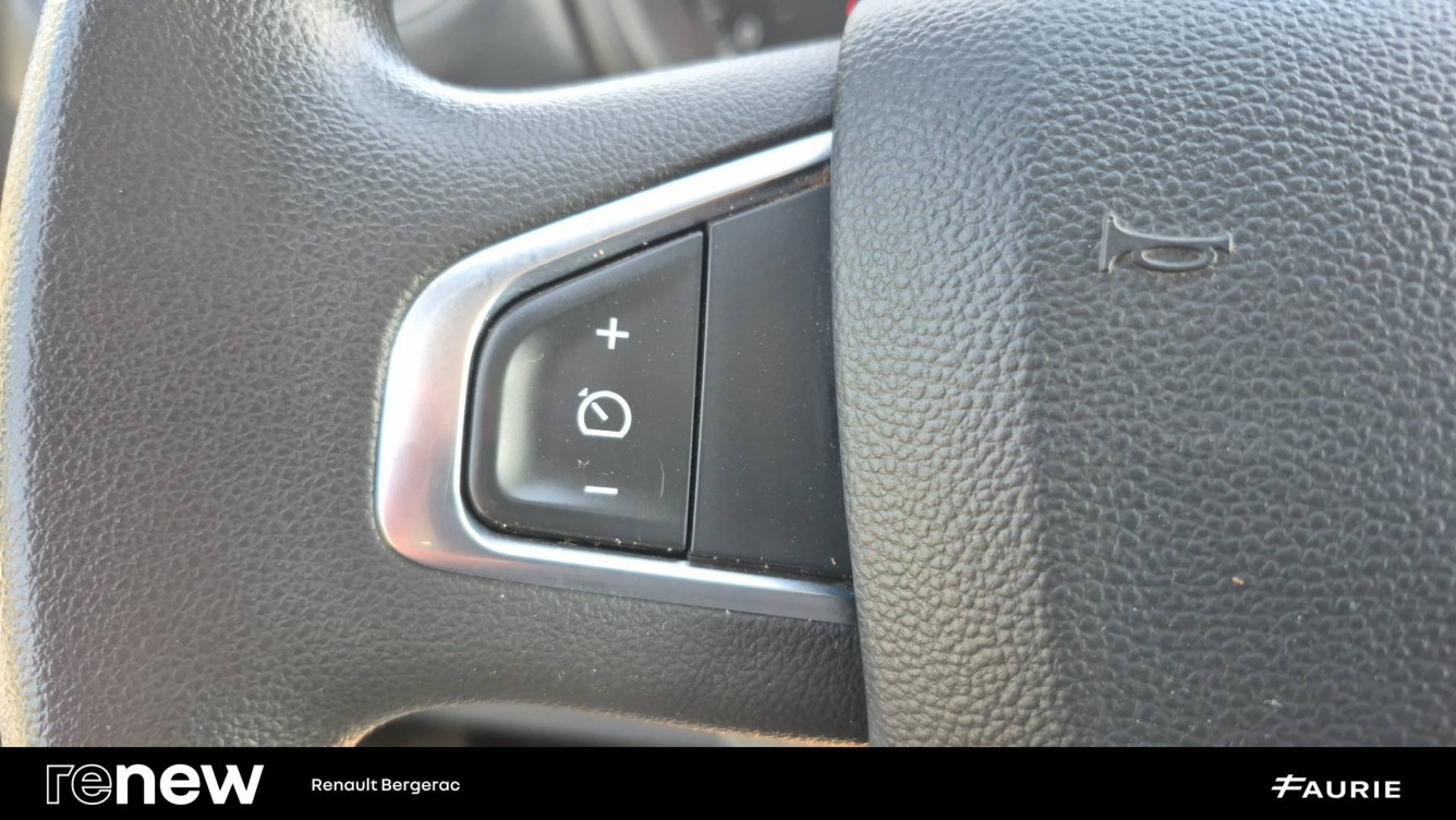 Acheter Renault Master 3 MASTER CC PROP RJ3500 L2 PAFC BLUE DCI 130 EURO VI CONFORT 2p occasion dans les concessions du Groupe Faurie