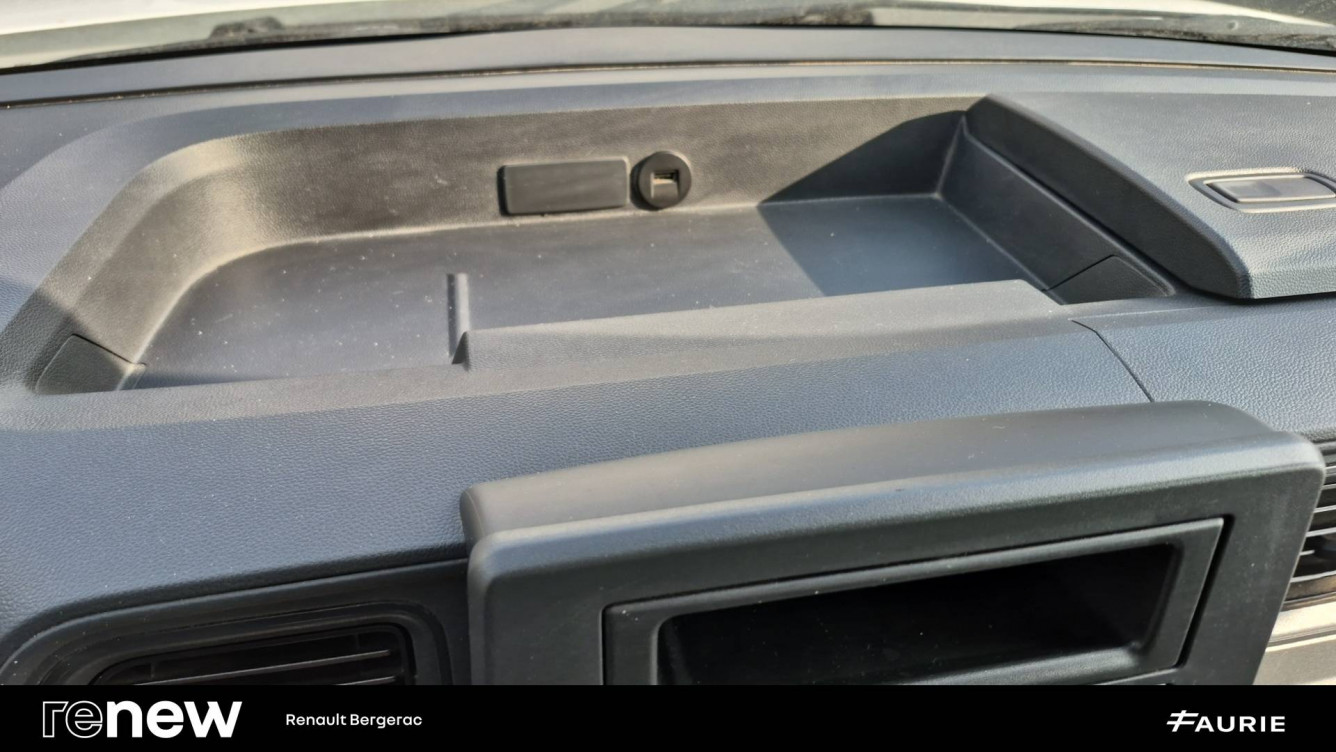 Acheter Renault Master 3 MASTER CC PROP RJ3500 L2 PAFC BLUE DCI 130 EURO VI CONFORT 2p occasion dans les concessions du Groupe Faurie