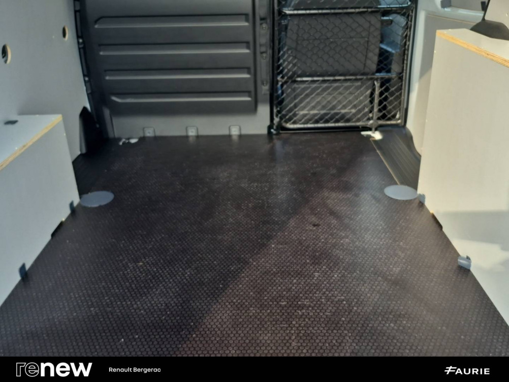 Acheter Renault Kangoo 3 KANGOO VAN FG SESAME BLUE DCI 115 L1 AUTO GSR2 EXTRA 4p occasion dans les concessions du Groupe Faurie